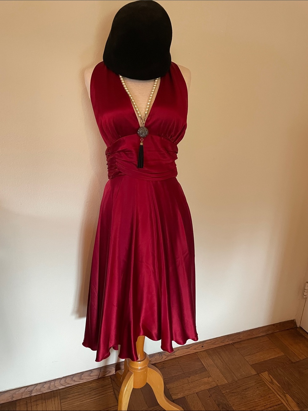Backless Deep V Red Halter Midi Dress